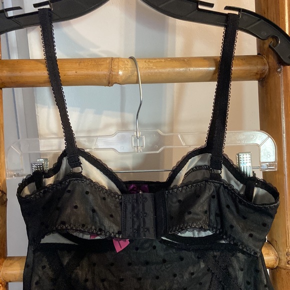 Vixen by Leg Ave Velvet Polka Dot Purple Bow Diamond Bra Garter Panty Set SZ SM - Picture 6 of 8